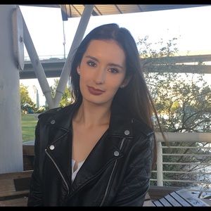 Meet your Posher, Jackie